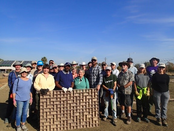 Volunteers with geocells.1